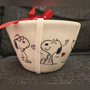 Rae Dunn Peanuts SNOOPY Valentine's measuring cups, NEW